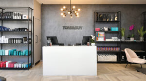 hair salon services in Delhi